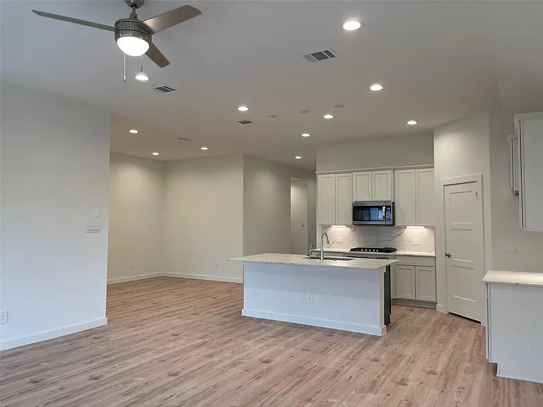 4518 Trapani Porta Way — Photo 5