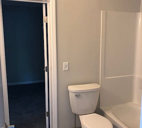5th image of 4919 Gretchen Ave