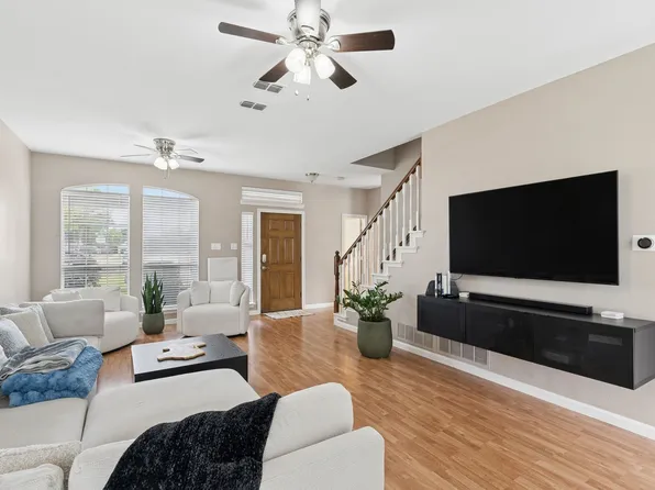 1552 Dublin Cir, Grapevine, TX 76051