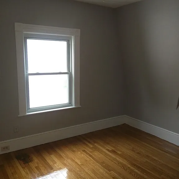 30 Touro Ave #1 — Photo 11