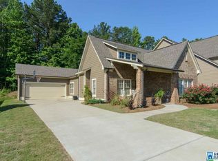 884 Valley Cir, Leeds, AL 35094