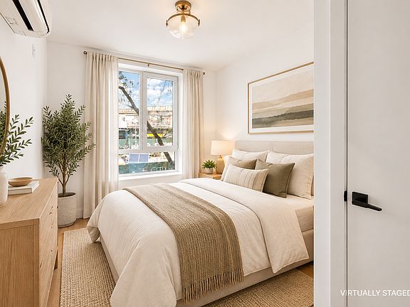 5th image of 26 Ditmars St #2