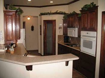 5th image of 1804 Mead Ln