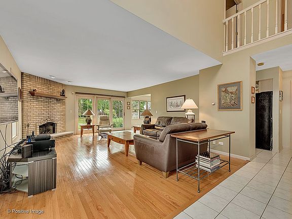 2nd image of 1041 Beninford Ln
