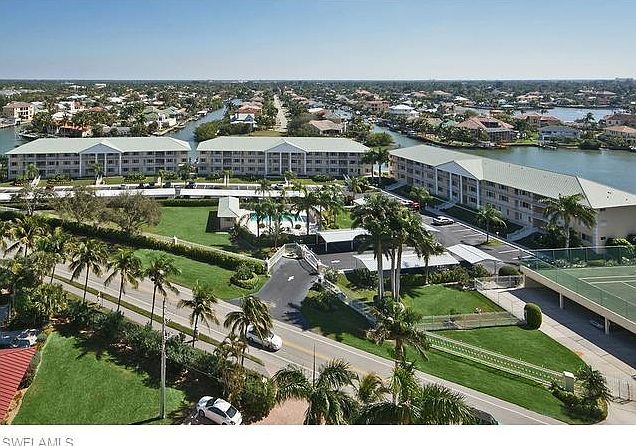1st image of 10686 Gulfshore Dr APT 206