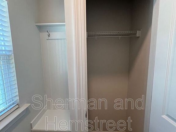 2nd image of 5055 Mimosa Dr