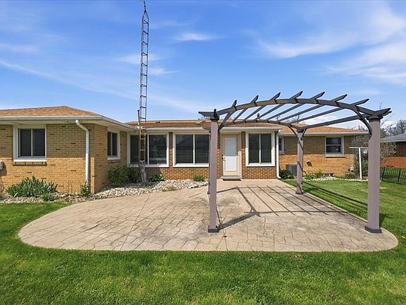 5th image of 1246 Bellview Dr