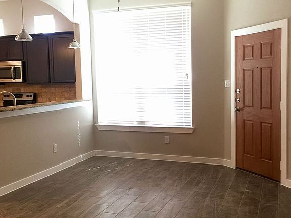 2nd image of 1053 W Sierra Vista Ct
