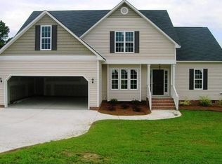 11 Adrian St, Holly Springs, NC 27540