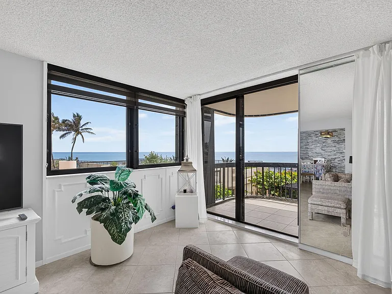5380 N Ocean Dr #2E — Photo 14