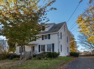 70 Willow St, Woburn, MA 01801