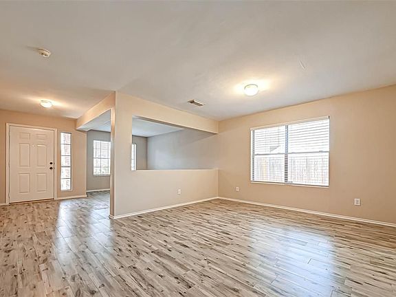 3rd image of 12623 Verdant Brook Dr