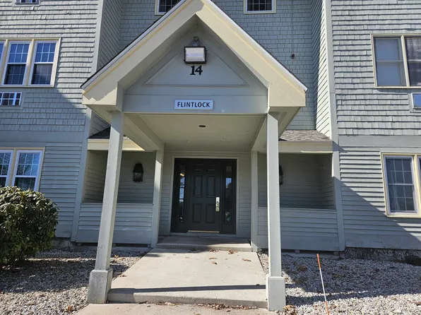 14 Flintlock Lane #35, Merrimack, NH 03054