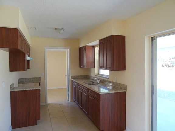 5th image of 6305 S Lansdale Cir