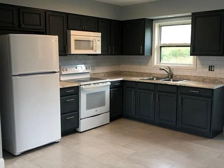 103 Kathy Dr — Photo 4