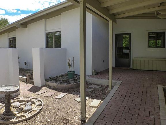 5th image of 405 Kolleen Ct