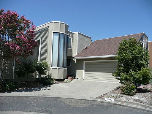 1st image of 1467 Capri Ave