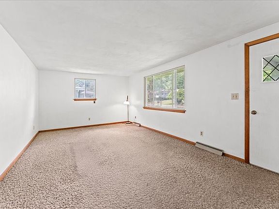4th image of 5 Frederick Rd