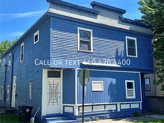 2nd image of 3481 W 50th St APT 3