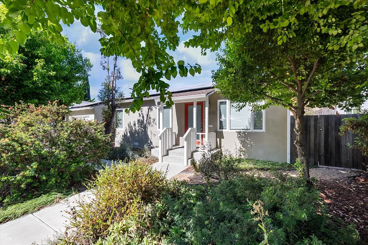 11923 Bray Street - 1 — Photo 1