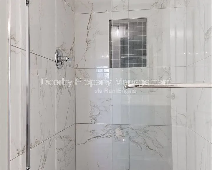7701 Diamondhead Dr — Photo 28
