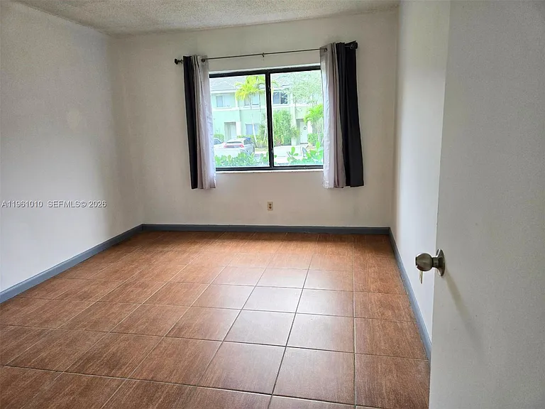 5921 Washington St #124 — Photo 21