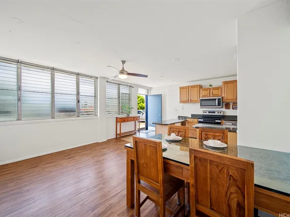 94-249 Waikele Rd APT B4, Waipahu, HI 96797