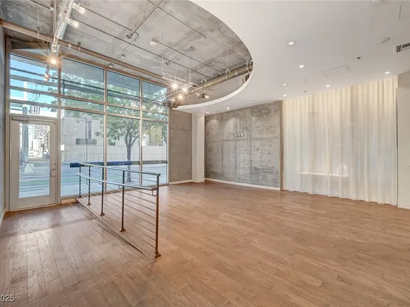 353 E Bonneville Ave Unit 103, Las Vegas, NV 89101