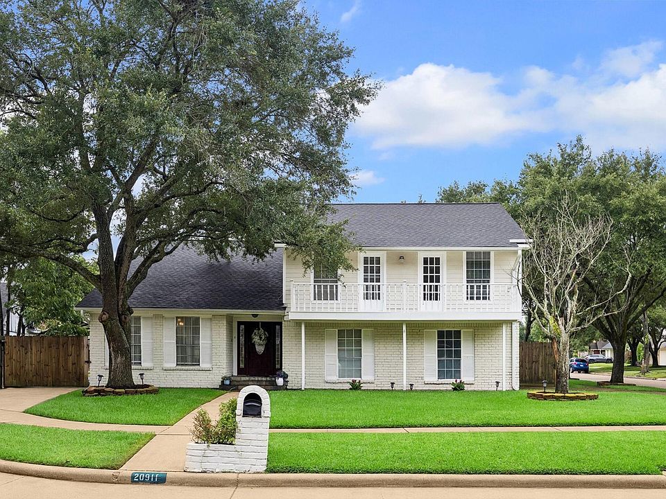 1st image of 20911 Park Brush Cir