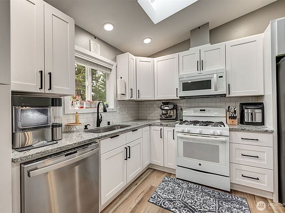 2nd image of 17323 74th Drive NE