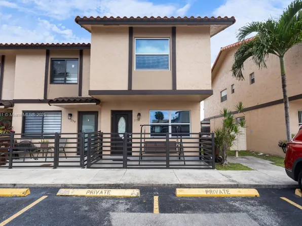 1158 W 41st St #87, Hialeah, FL 33012