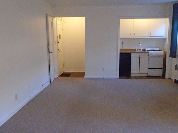 4th image of 2337 Hudson Ter APT B15