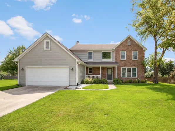 8265 Courtney Dr, Fishers, IN 46038