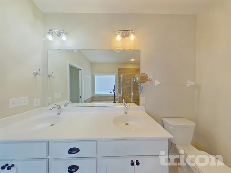 1341 Meadow Ln — Photo 7