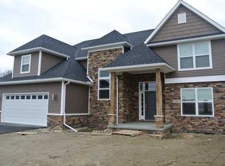 5461 Cold Creek Ct, Sylvania, OH 43560