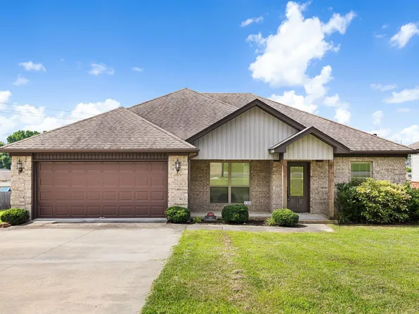 337 Austin Creek Dr, Austin, AR 72007