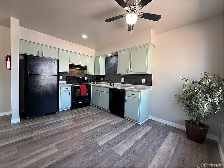 531 S Angus Ave #2 — Photo 7