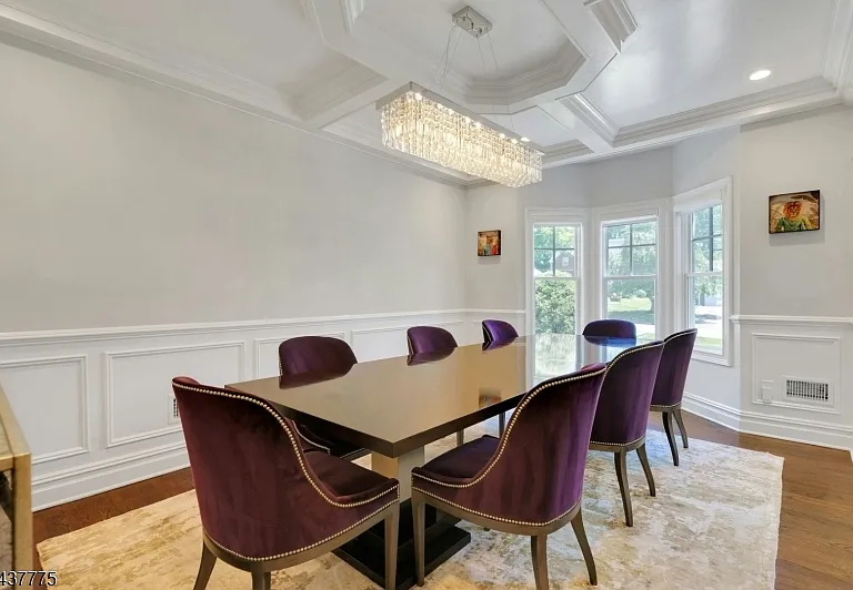 16 Exeter Rd — Photo 8
