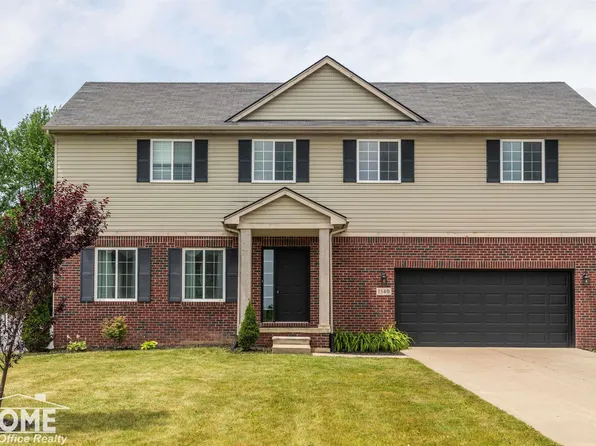 1540 Baypointe Cir, Grand Blanc, MI 48439