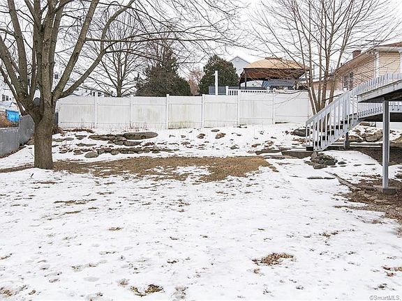 4th image of 586 Hill St