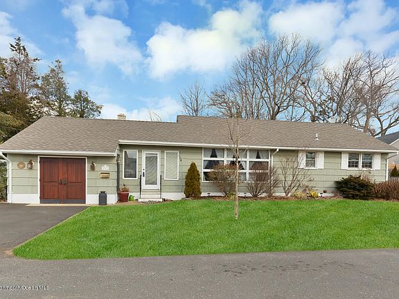 3rd image of 2311 Balle Ln