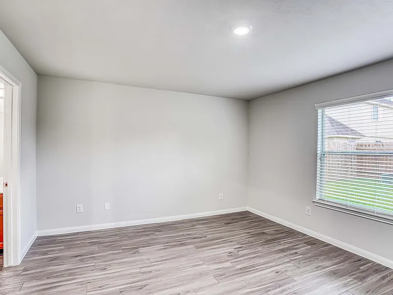 13102 Aiden Cir — Photo 20