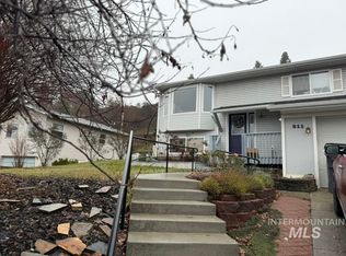 611 Northwood Dr, Moscow, ID 83843
