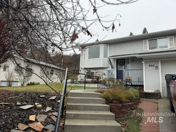 611 Northwood Dr, Moscow, ID 83843
