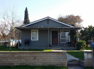 916 E 5th St #1, Madera, CA 93638