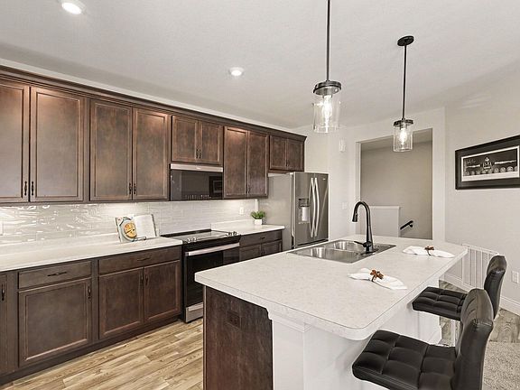 3rd image of 713 Somerset Blvd #9D