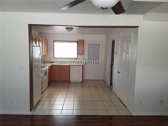 5th image of 6761 Holmby Ave APT B1