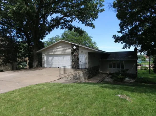 3976 Glenview Ave, Arden Hills, MN 55112