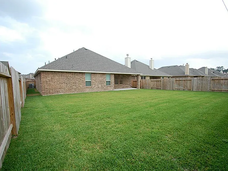 22943 Banff Brook Way — Photo 23