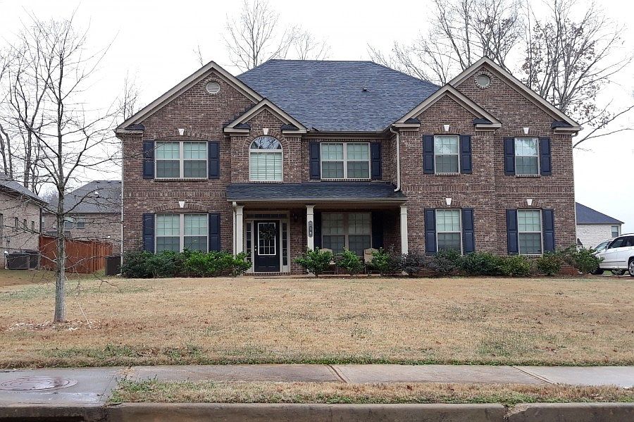1st image of 210 Aylesbury Blvd